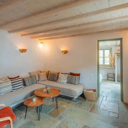 At Sifnos Holiday home Chrisopigi (Sifnos)