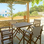 At Sifnos Nyaraló Hriszopijí