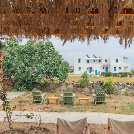 At Chrisopigi Sifnos Holiday home *