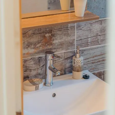 At Sifnos * Chrisopigi (Sifnos)