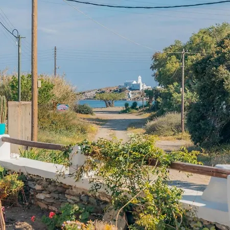 Holiday home At Chrisopigi Sifnos *